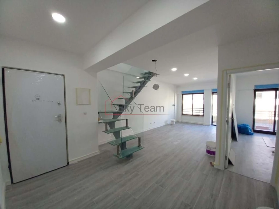 Apartamento T3 para Venda em Caparica e Trafaria Foto 7