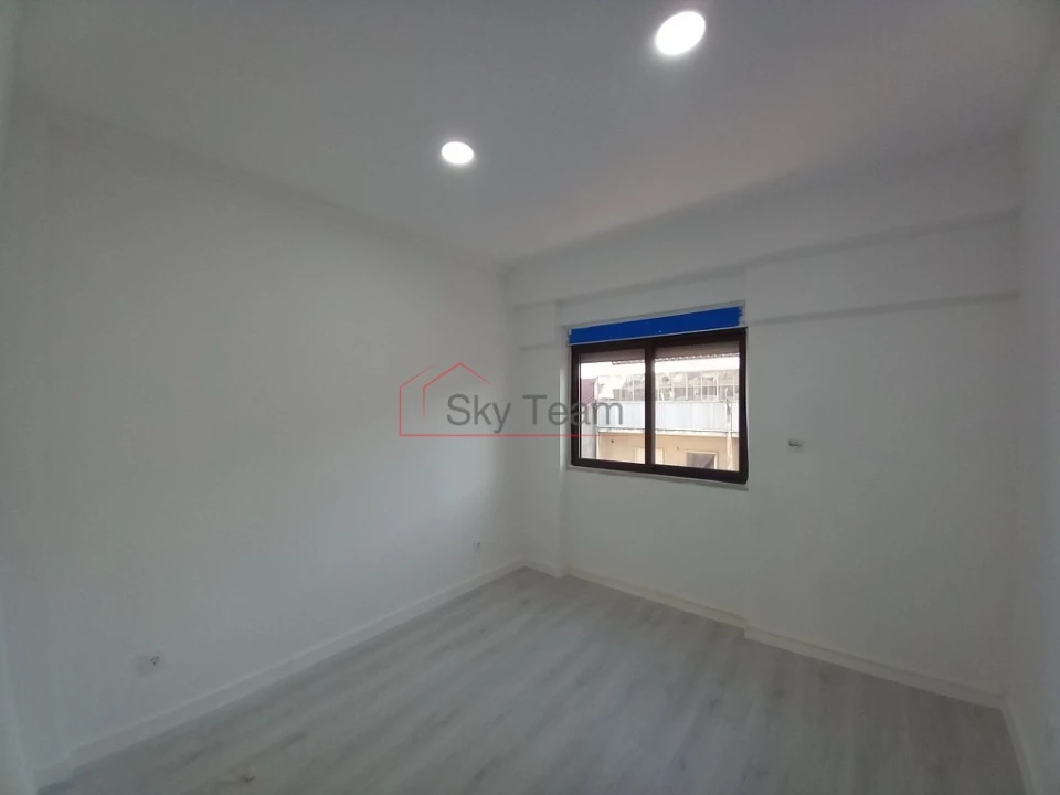 Apartamento T3 para Venda em Caparica e Trafaria Foto 24