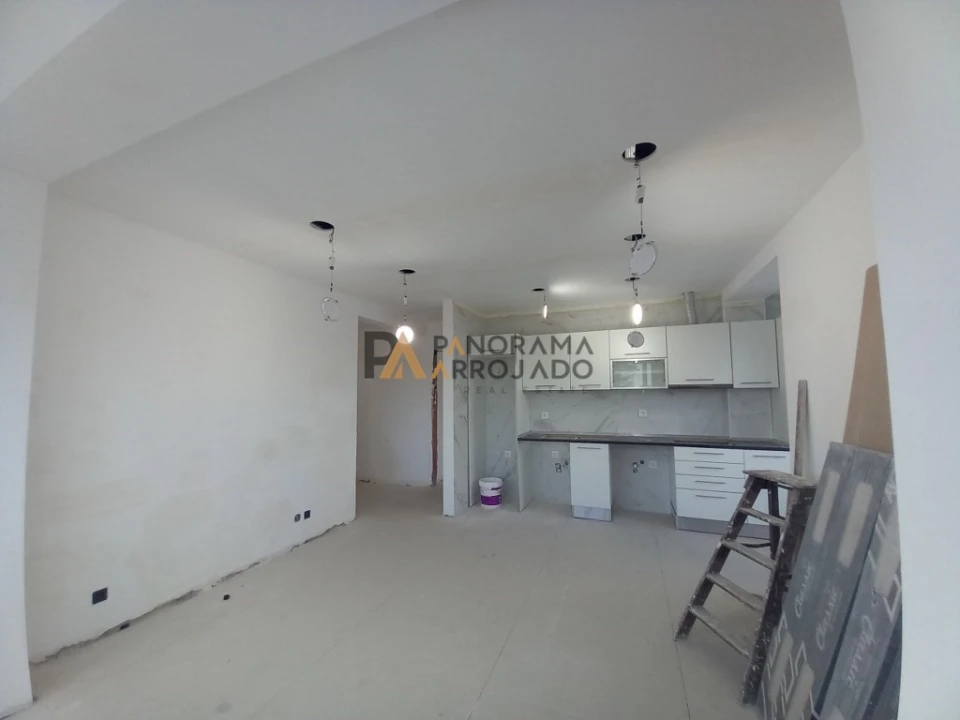Apartamento T4 para Venda em Laranjeiro e Feijó Foto 17