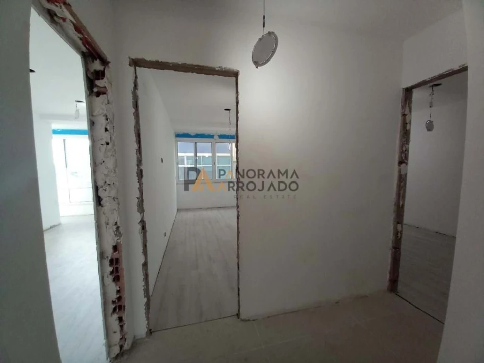 Apartamento T4 para Venda em Laranjeiro e Feijó Foto 25