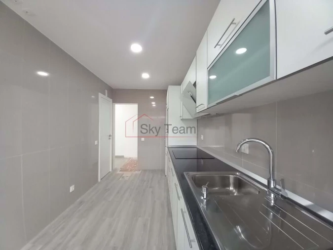 Apartamento T2 para Venda em Ericeira Foto 30