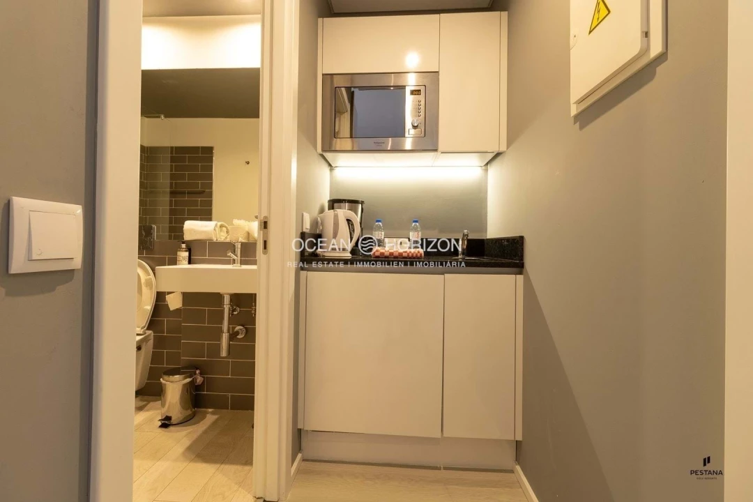 Apartamento para Venda em Estômbar e Parchal Foto 4