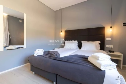Apartamento para Venda em Estômbar e Parchal
