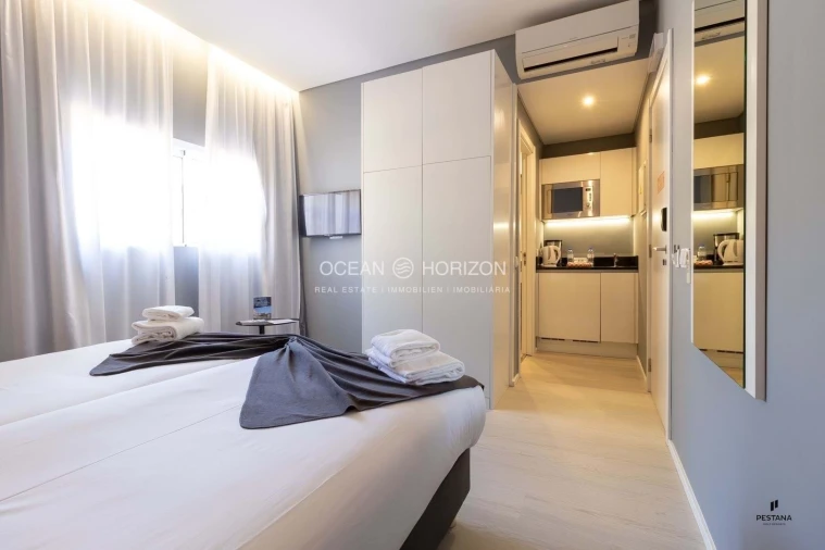 Apartamento para Venda em Estômbar e Parchal Foto 6