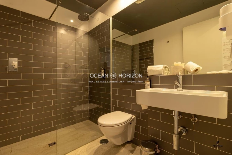 Apartamento para Venda em Estômbar e Parchal Foto 5