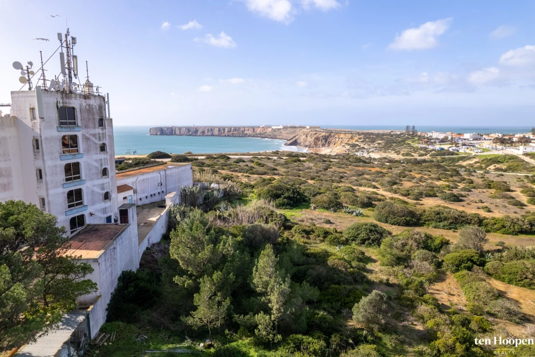 Terreno para Venda em Vila de Sagres Foto 1