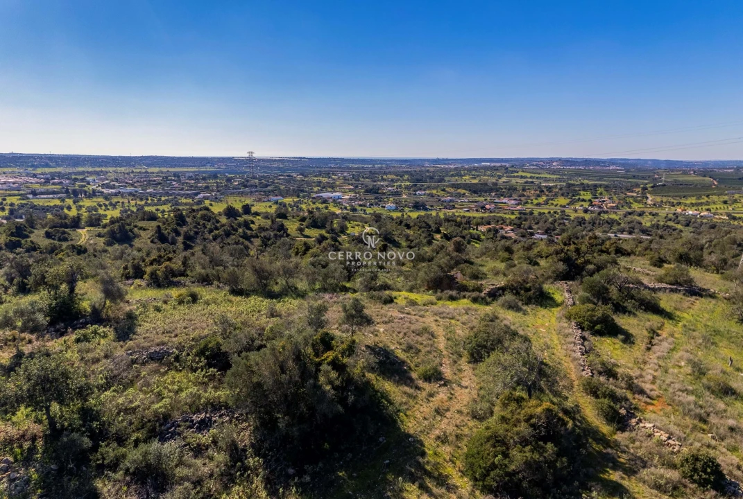 Terreno para Venda em Silves Foto 1