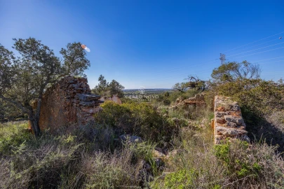 Terreno para Venda em Silves