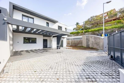 Moradia T3 para Venda em São Roque
