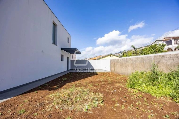 Moradia T3 para Venda em São Roque Foto 17