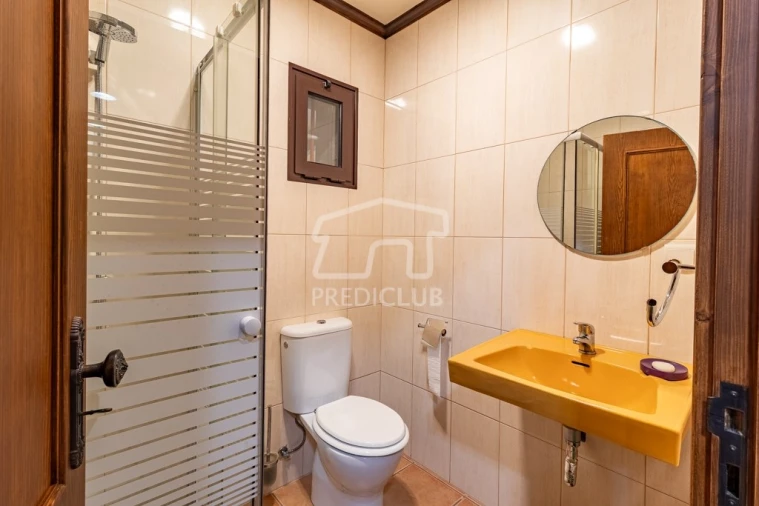 Moradia T4 para Venda em São Martinho Foto 25
