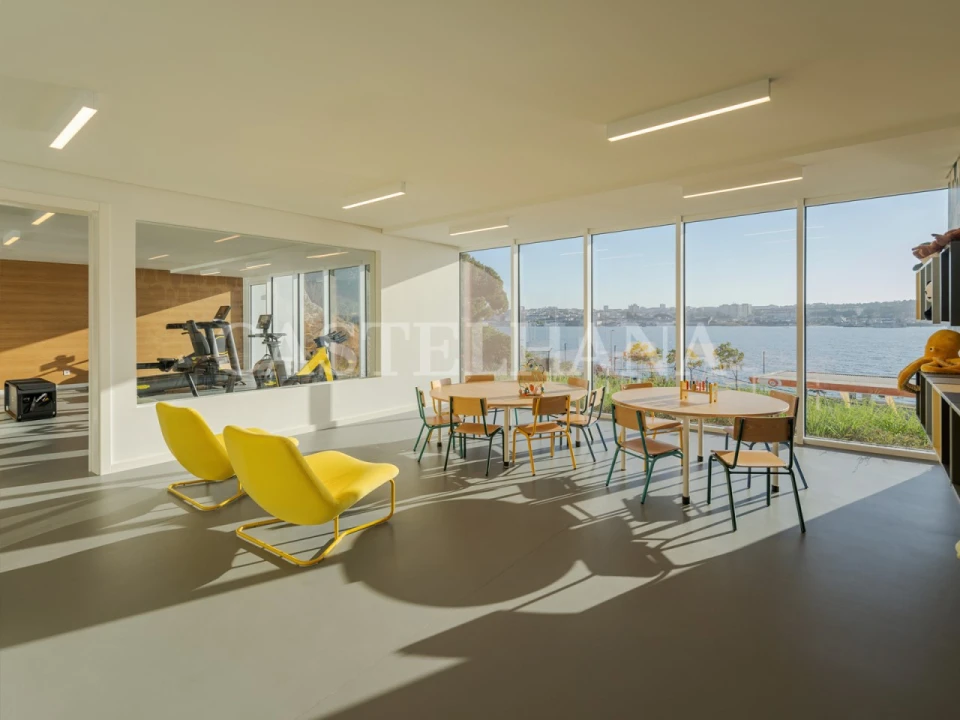 Apartamento T3 para Venda em Seixal, Arrentela e Aldeia de Paio Pires Foto 31