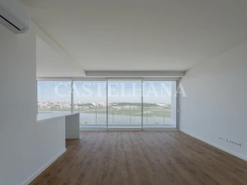 Apartamento T3 para Venda em Seixal, Arrentela e Aldeia de Paio Pires