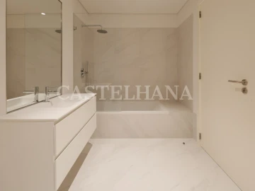 Apartamento T3 para Venda em Seixal, Arrentela e Aldeia de Paio Pires