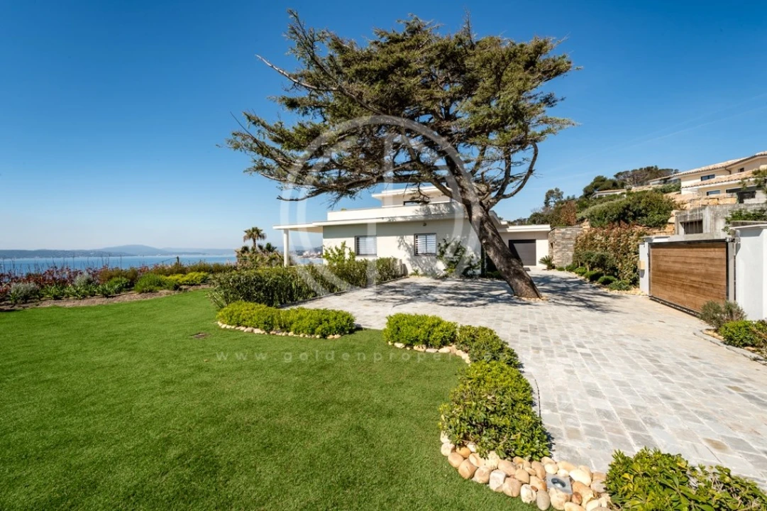 Moradia T4 para Venda em Montenegro Foto 28