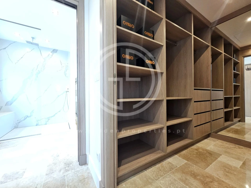 Moradia T4 para Venda em Montenegro Foto 19