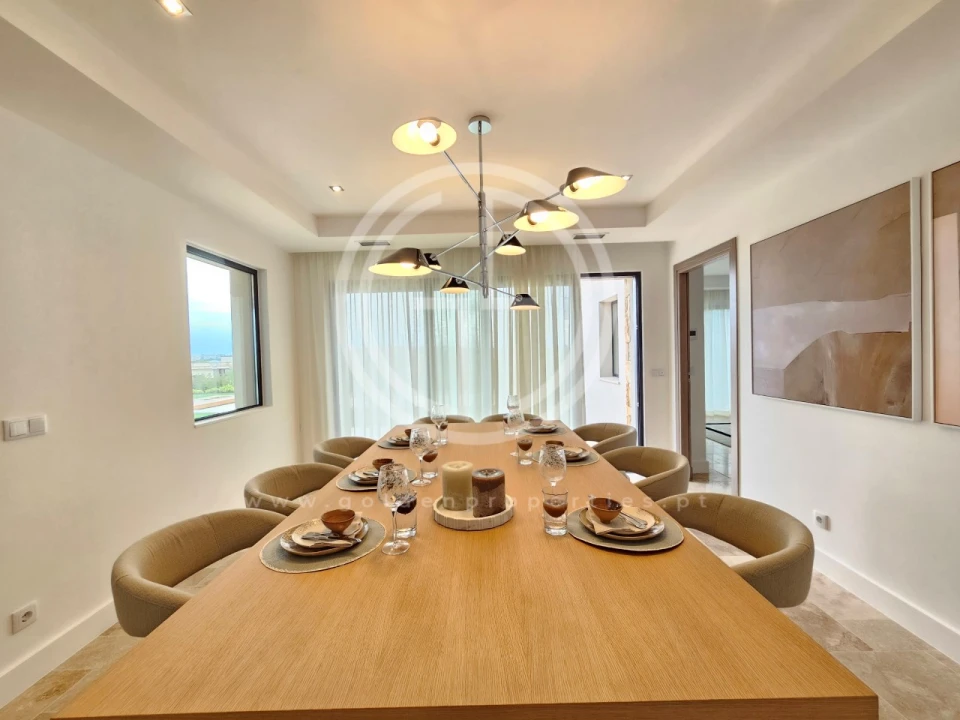 Moradia T4 para Venda em Montenegro Foto 4