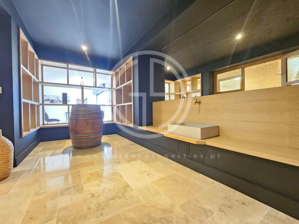 Moradia T4 para Venda em Montenegro Foto 16