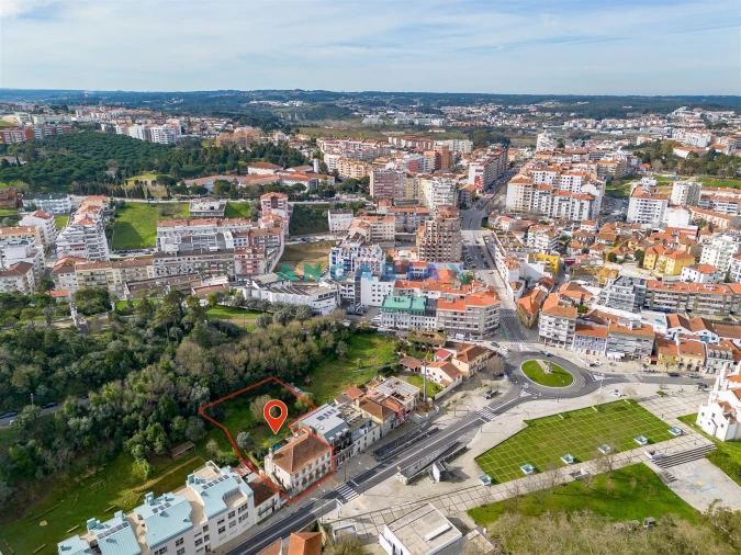 Prédio para Venda em Leiria, Pousos, Barreira e Cortes Foto 10