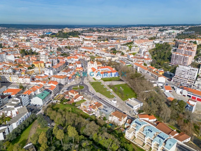 Prédio para Venda em Leiria, Pousos, Barreira e Cortes Foto 15
