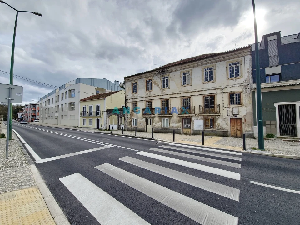 Prédio para Venda em Leiria, Pousos, Barreira e Cortes Foto 1
