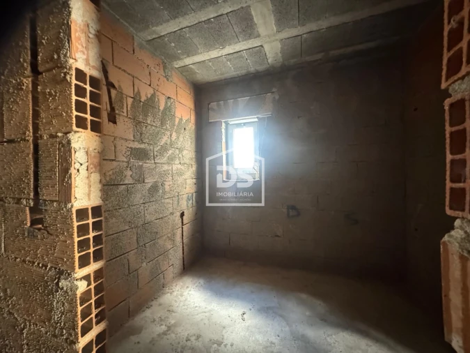 Moradia T4 para Venda em Souro Pires Foto 15