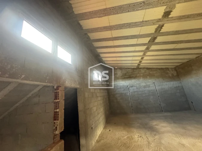 Moradia T4 para Venda em Souro Pires Foto 23