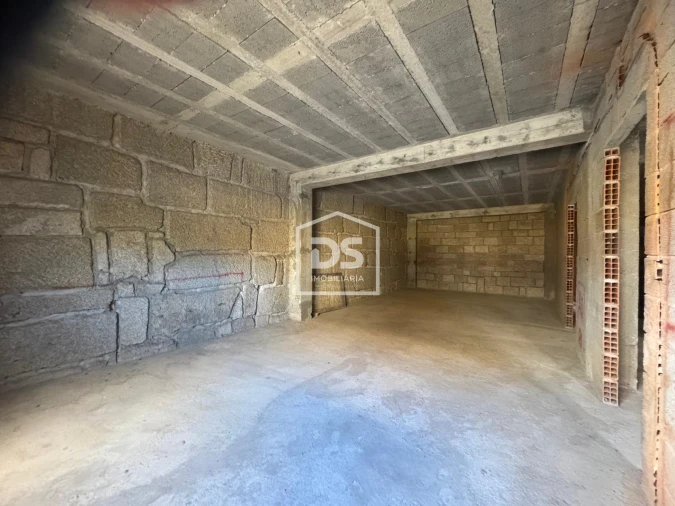 Moradia T4 para Venda em Souro Pires Foto 3