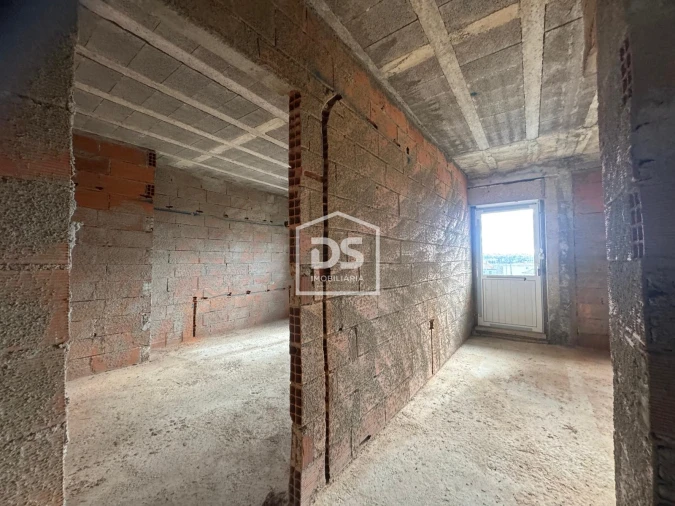 Moradia T4 para Venda em Souro Pires Foto 16