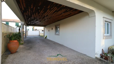 Moradia T3 para Venda em São Roque