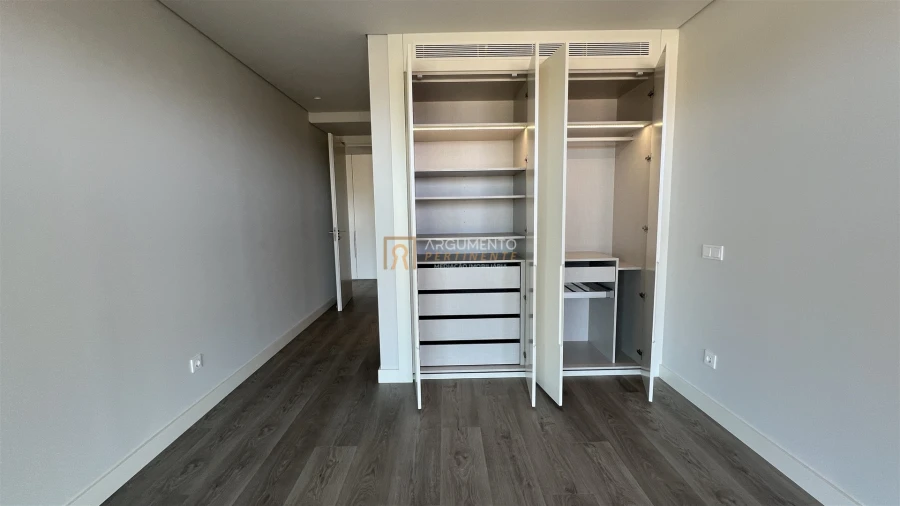 Apartamento T2 para Venda em Madalena Foto 15