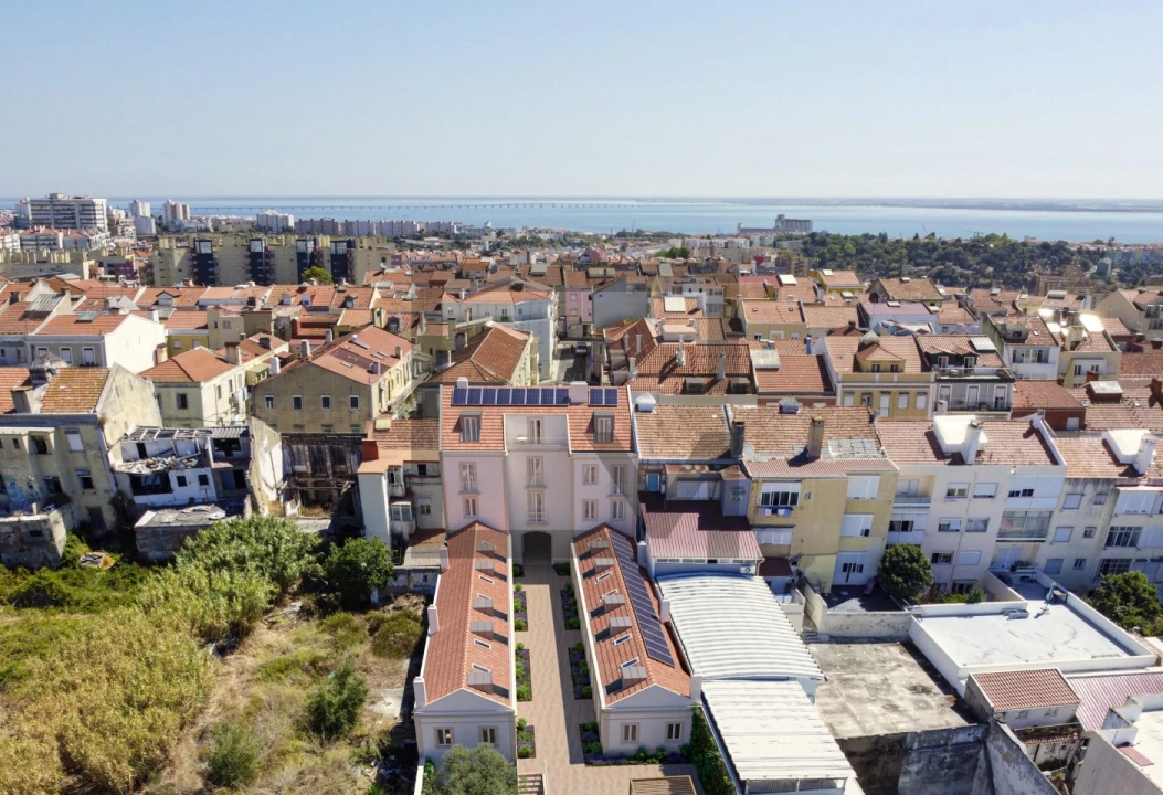 Apartamento T2 para Venda em Penha de França Foto 17