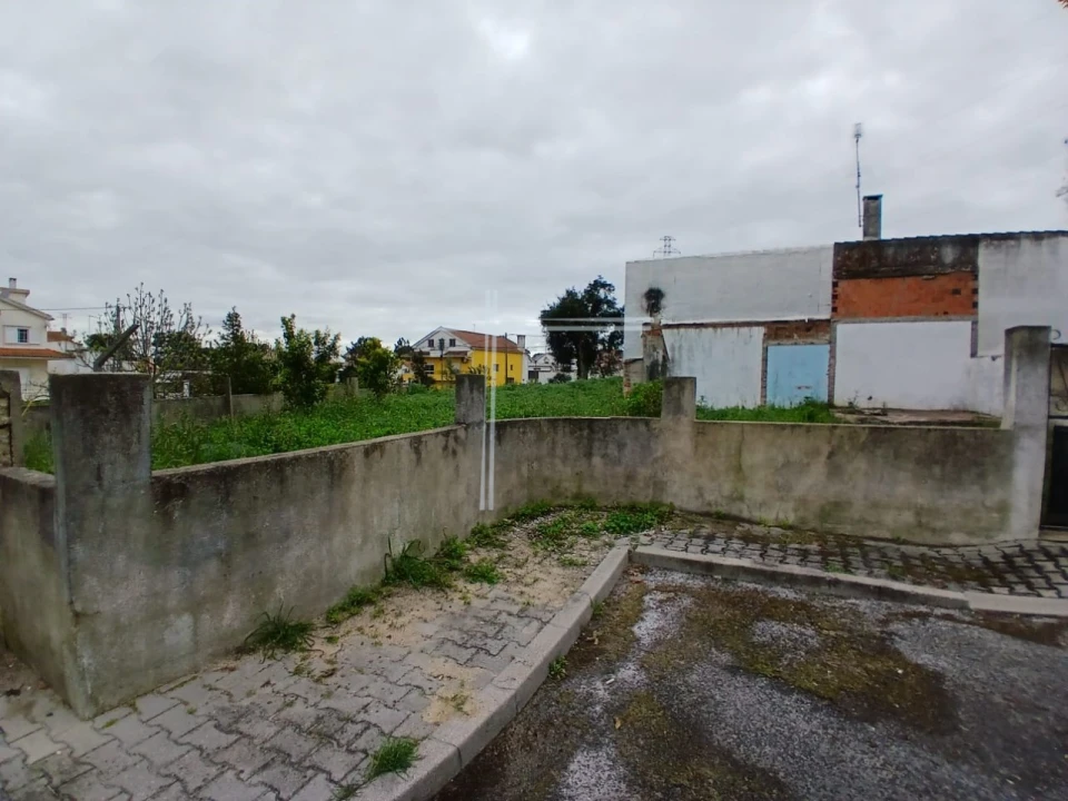 Terreno para Venda em Corroios Foto 9