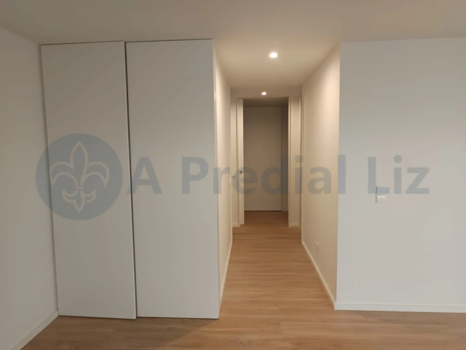 Apartamento T2 para Venda em Paranhos Foto 19