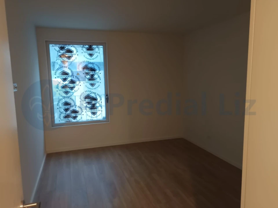 Apartamento T2 para Venda em Paranhos Foto 24