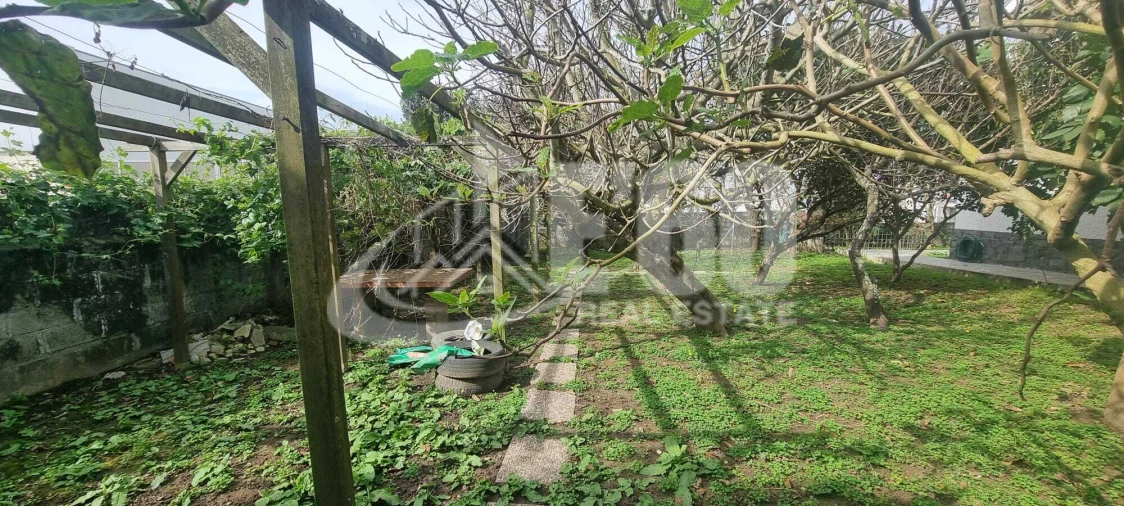 Moradia T9 para Venda em São Felix da Marinha Foto 20