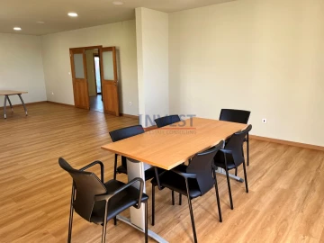 Escritório para Arrendamento em Aldoar, Foz do Douro e Nevogilde