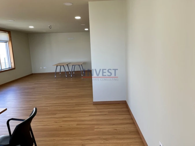 Escritório para Arrendamento em Aldoar, Foz do Douro e Nevogilde Foto 21