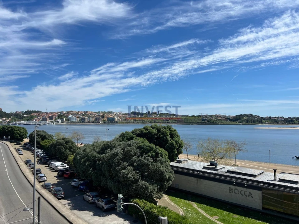 Escritório para Arrendamento em Aldoar, Foz do Douro e Nevogilde Foto 19