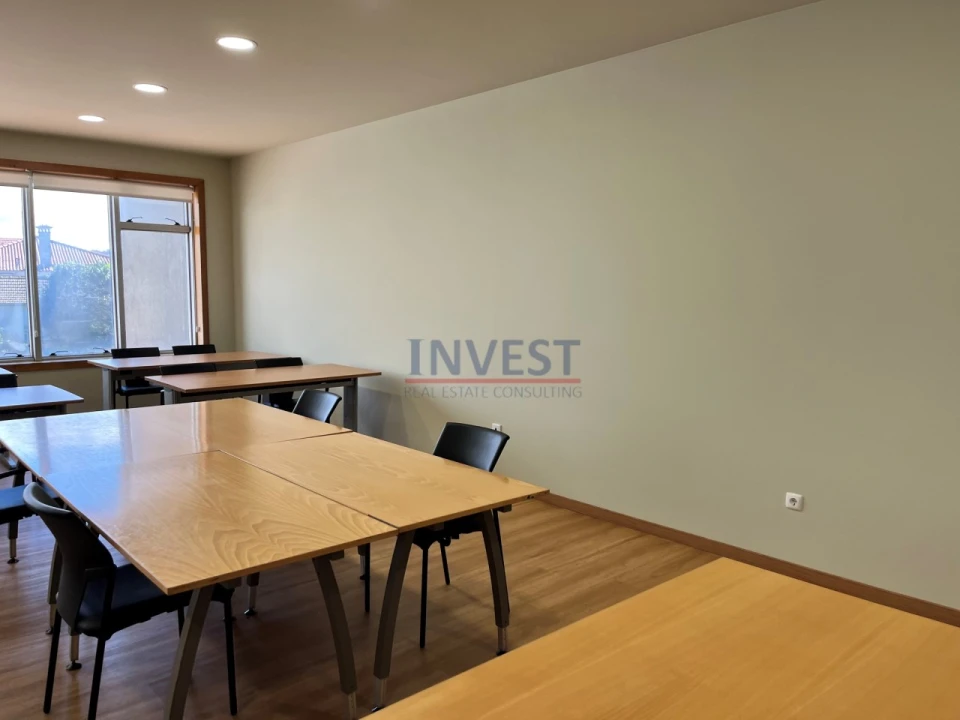 Escritório para Arrendamento em Aldoar, Foz do Douro e Nevogilde Foto 34