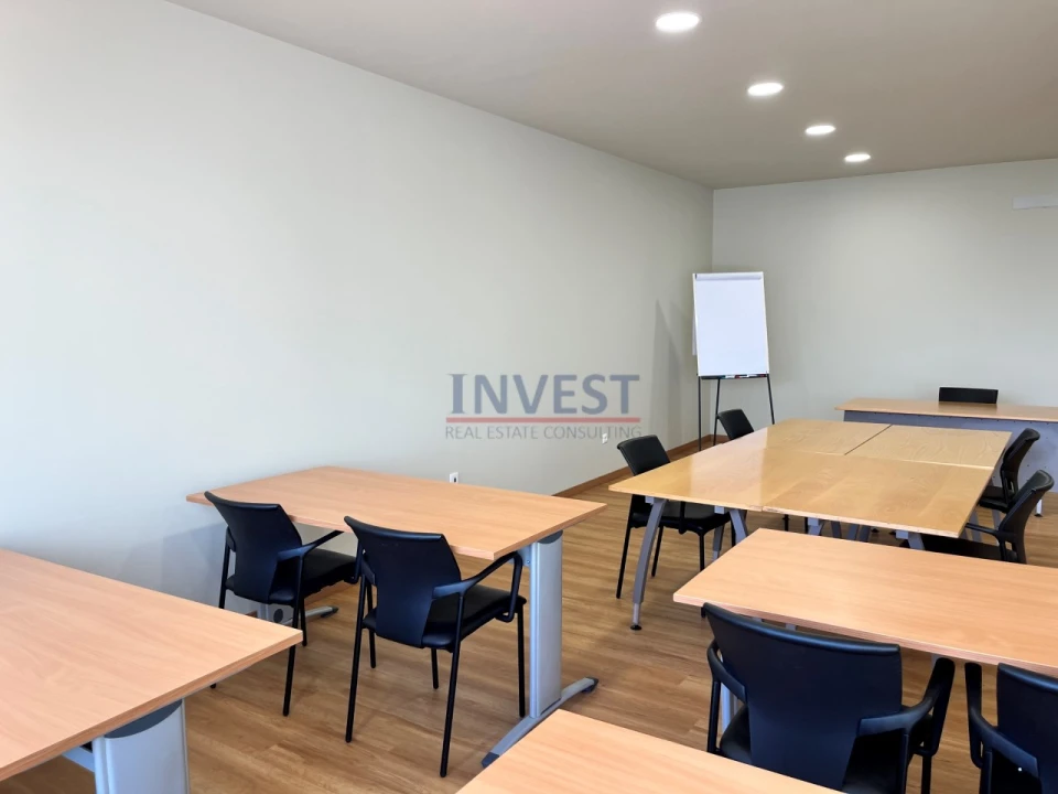 Escritório para Arrendamento em Aldoar, Foz do Douro e Nevogilde Foto 43