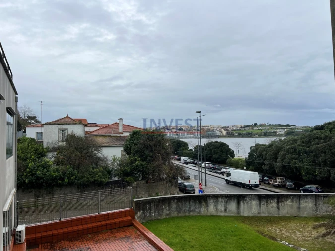 Escritório para Arrendamento em Aldoar, Foz do Douro e Nevogilde Foto 9