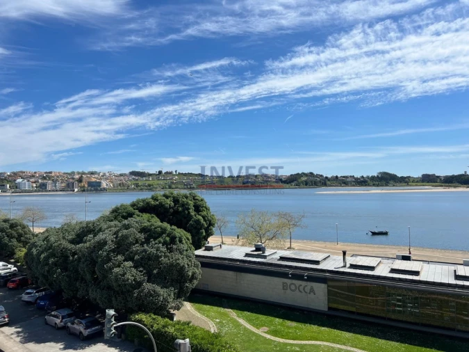 Escritório para Arrendamento em Aldoar, Foz do Douro e Nevogilde Foto 17