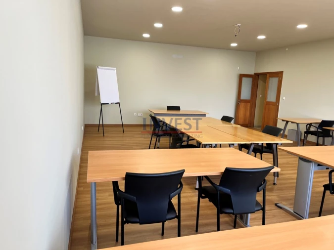 Escritório para Arrendamento em Aldoar, Foz do Douro e Nevogilde Foto 31