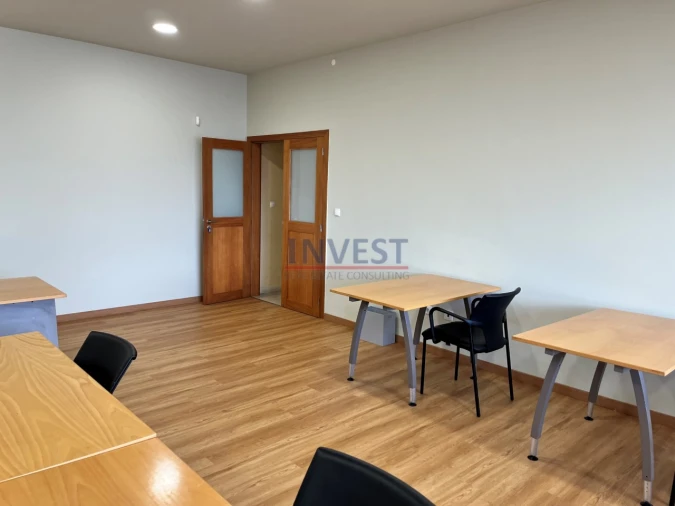 Escritório para Arrendamento em Aldoar, Foz do Douro e Nevogilde Foto 32