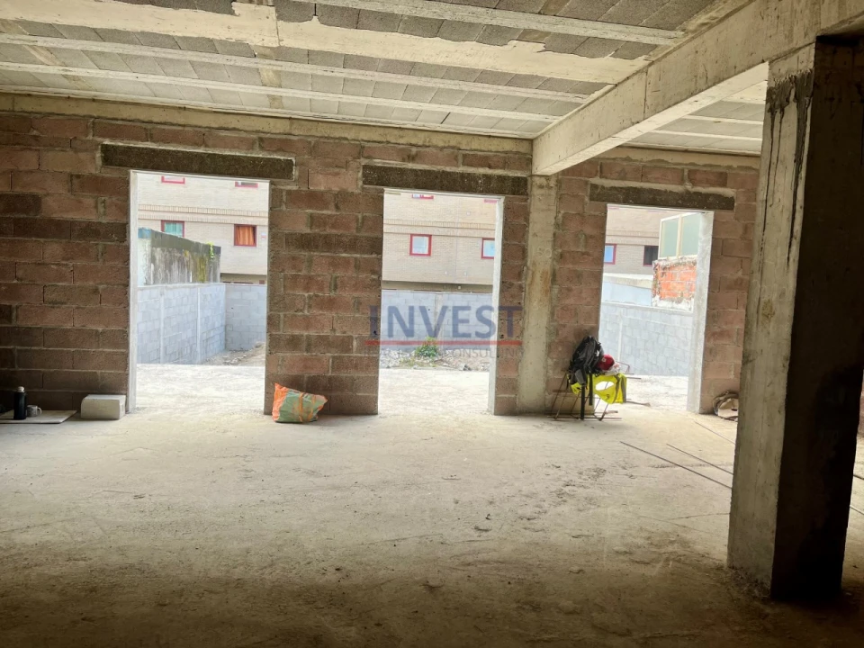 Apartamento T1 para Venda em Ramalde Foto 7