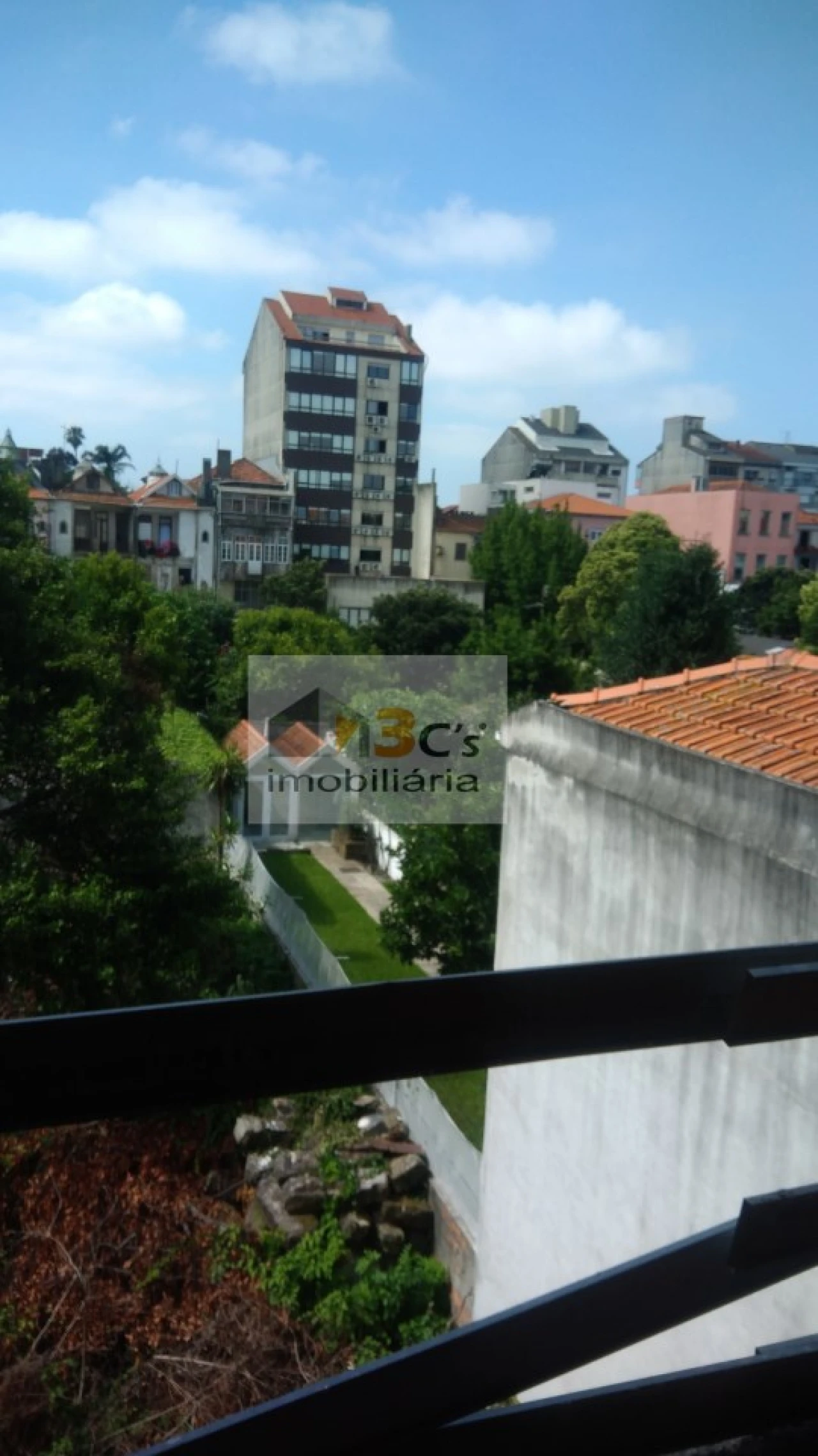 Prédio para Venda em Ramalde Foto 3