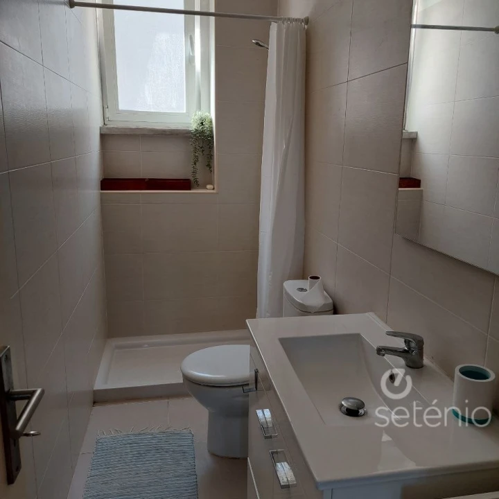 Apartamento T1 para Venda em Alcantara Foto 3