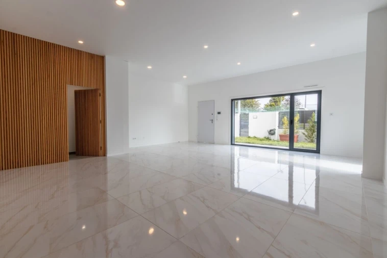 Moradia T3 para Venda em São Domingos de Rana Foto 9