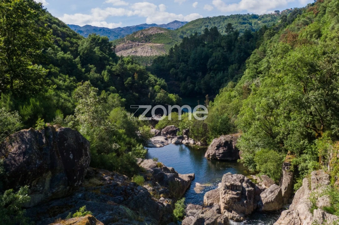 Terreno para Venda em Ferral Foto 11